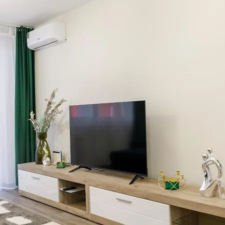 Sixties Elite Apartment *